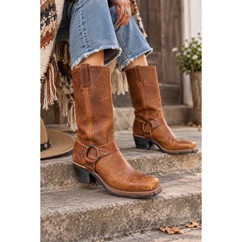 Frye women size harness - women's,